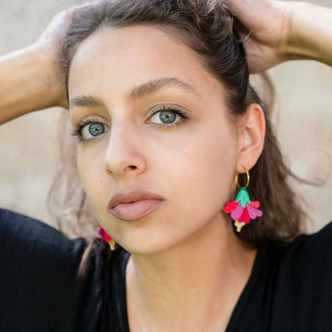How to Style Statement Earrings Without Overdoing It: A Complete Guide