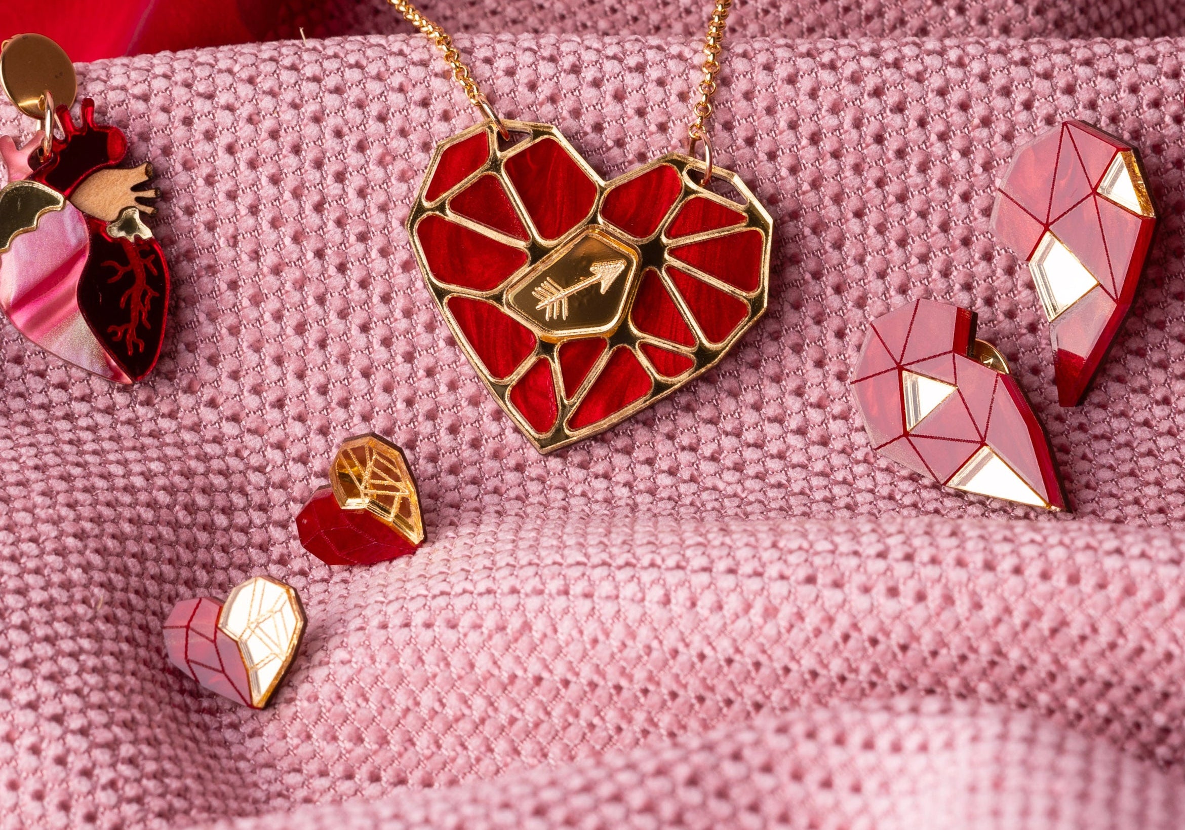 The Ultimate Guide to Unique Gifts for Her: How to Choose Meaningful Presents That Stand Out