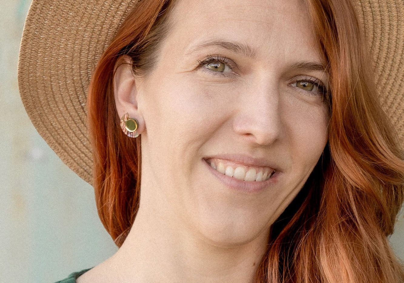 Casual vs Dressy: Can the Same Earrings Work for Both? The Ultimate Guide to Versatile Earrings