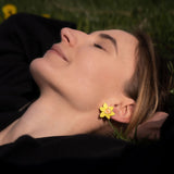 Daffodil Studs