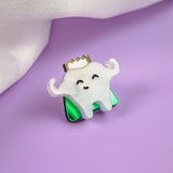 Tooth King Pin